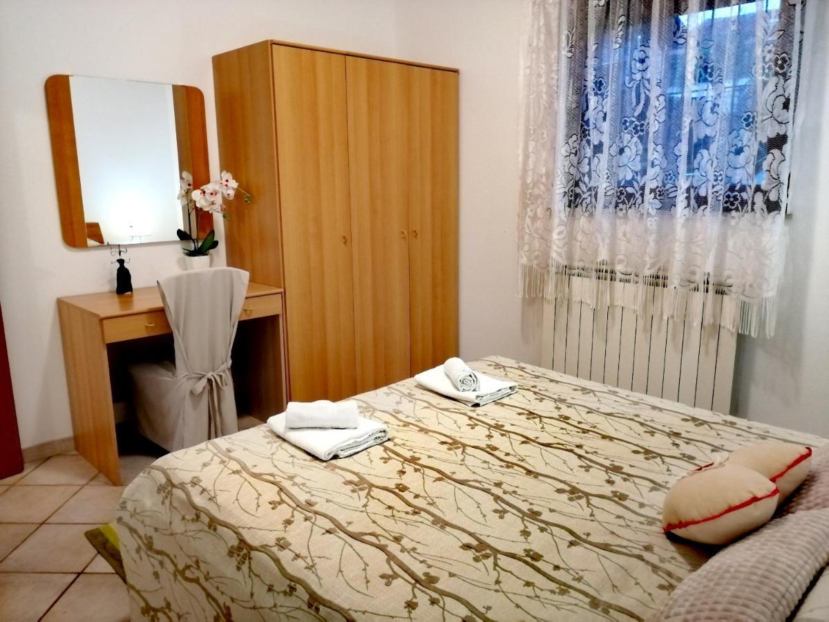 Room And Apartment Lea Rovinj Exterior foto