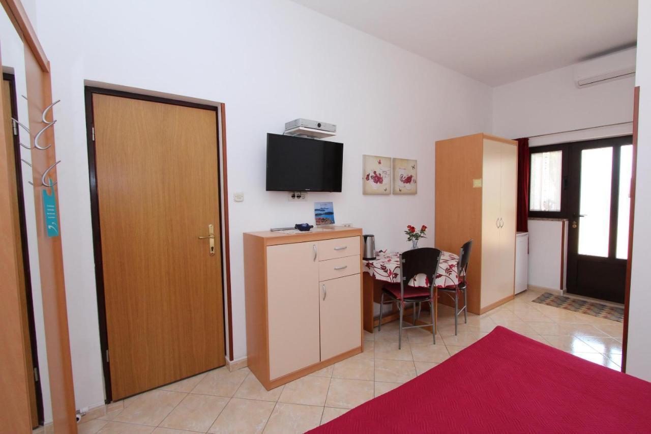 Room And Apartment Lea Rovinj Exterior foto